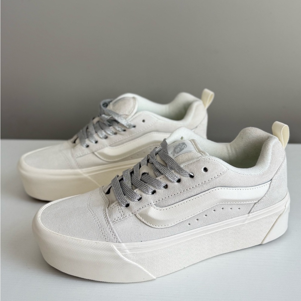 Vans Knu Stack Skool Skate Chunky Shoes size US W10 or M8,5 EU41
